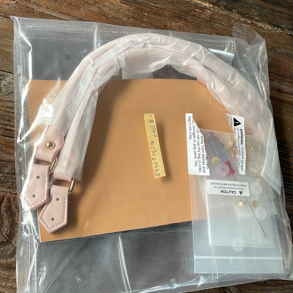Totery DIY tote making kit NWT - Picture 2 of 5